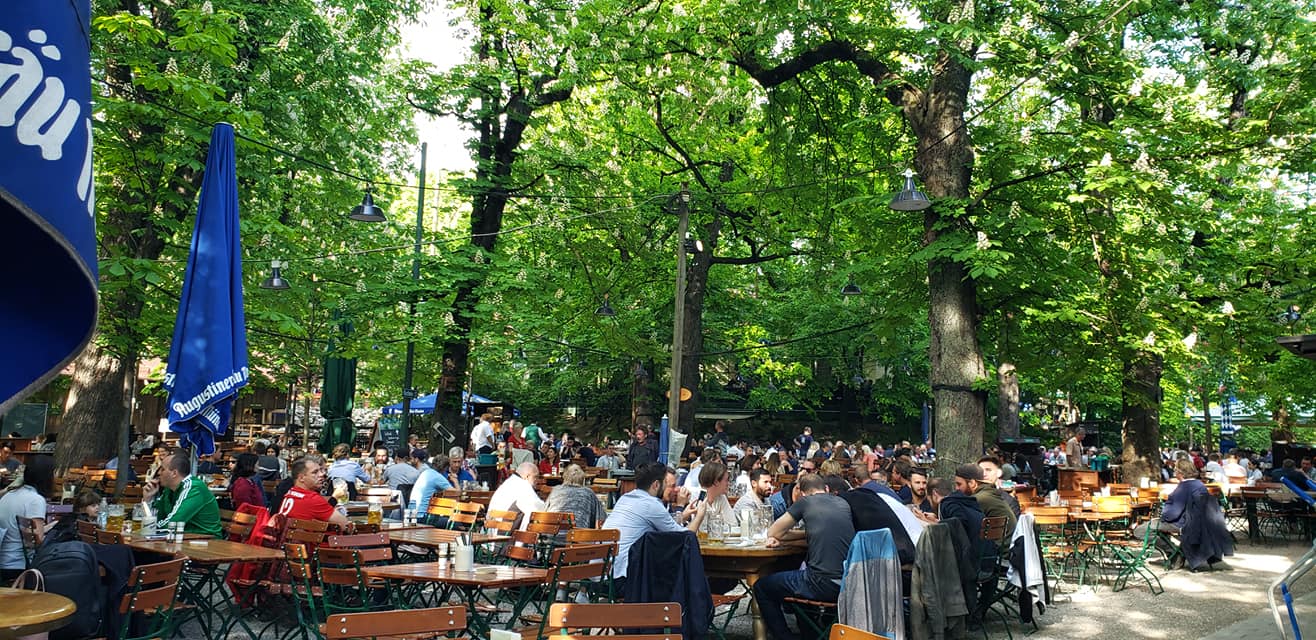 Beer garden at Augustiner-Bräu