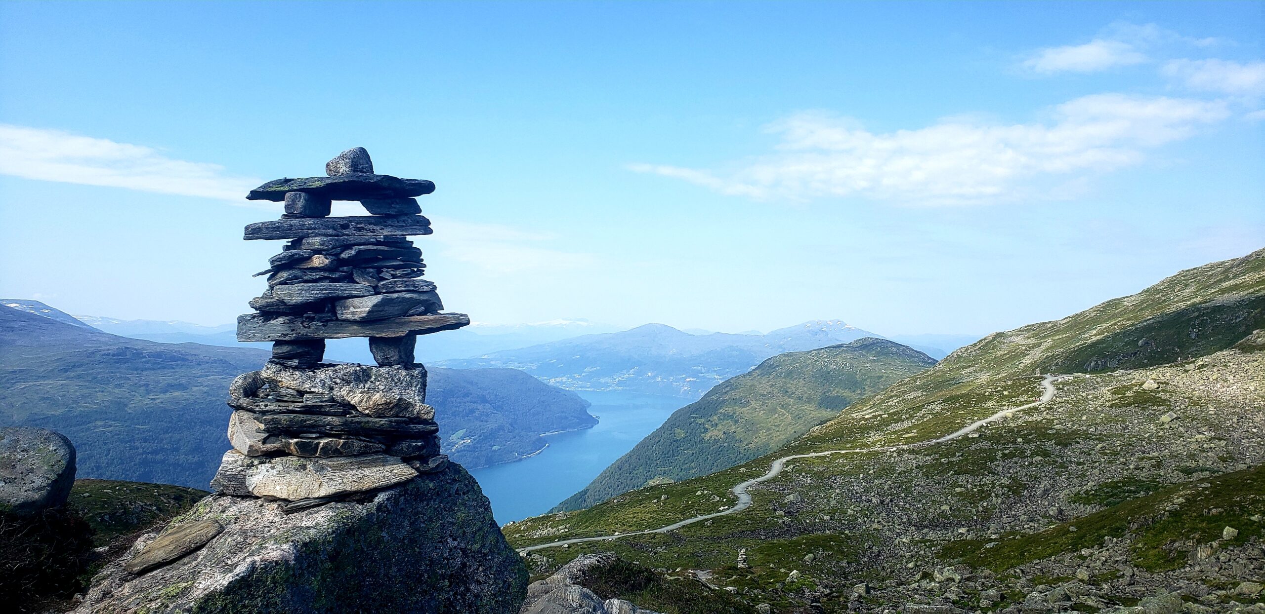 Loen Skylift hike