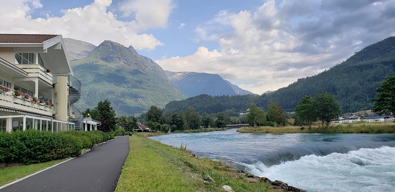 Hotel Loenfjord